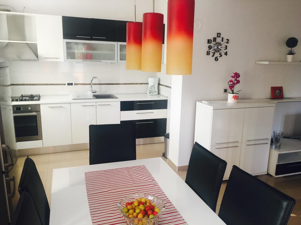 Apartment Leonardo Biograd Na Moru Exterior foto