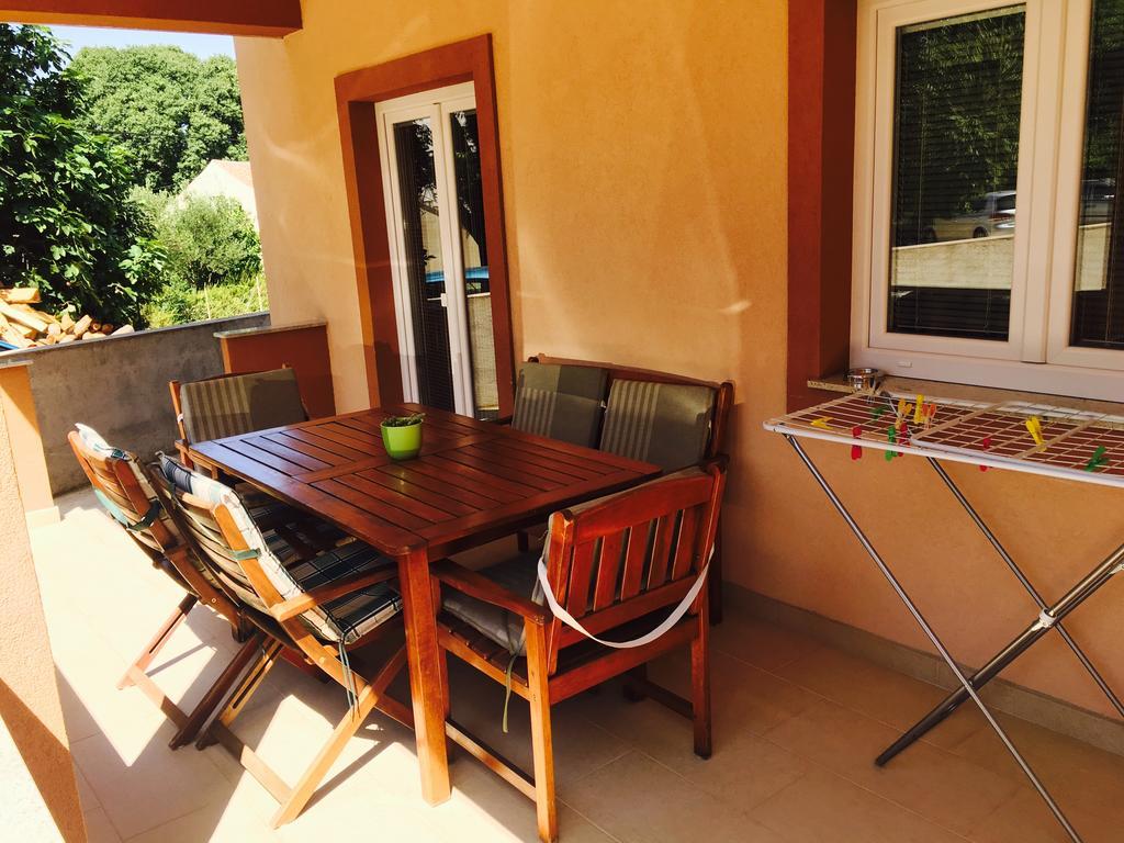 Apartment Leonardo Biograd Na Moru Exterior foto
