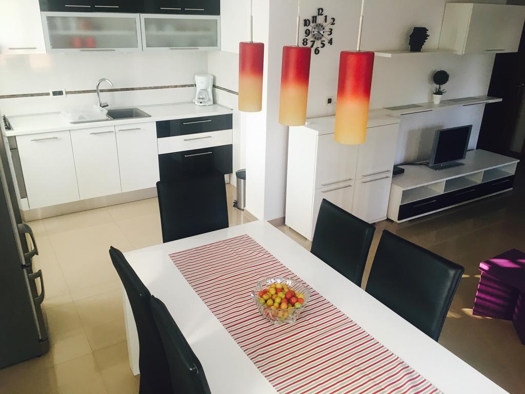 Apartment Leonardo Biograd Na Moru Exterior foto